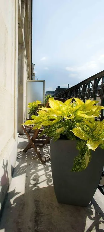 פריז Appartements Caumartin 64 דירה